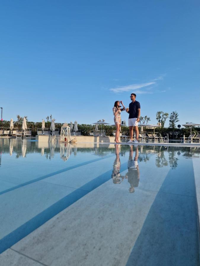 Fantinello Hotel Caorle Bagian luar foto